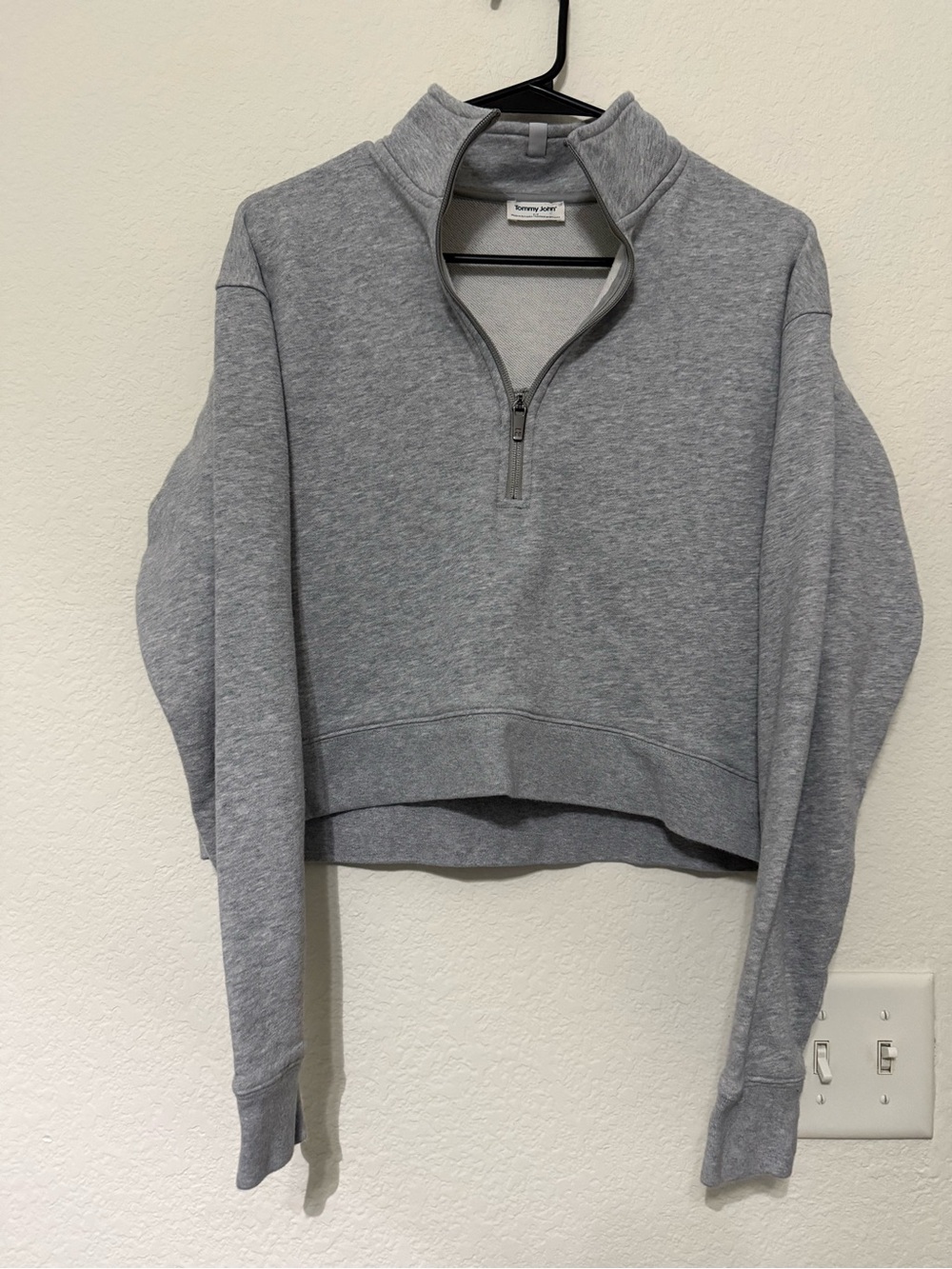 Tommy John Light Gray Half-Zip Cropped Sweatshirt